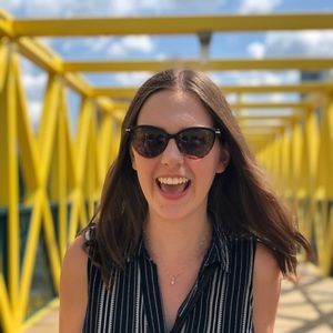 Meet your Posher, Lydia